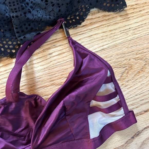 Lot of 3 Victoria's Secret Bralettes Size Medium NWT/NWOT - Picture 2 of 5